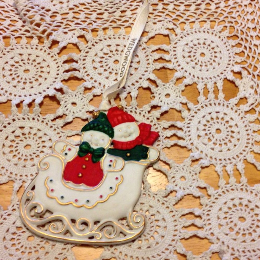 Wedgwood Gingerbread men in sleigh Christmas Ornament